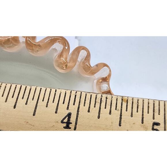 VINTAGE FENTON 36 Rosecrest Decorated Fan Vase - Picture 6 of 7